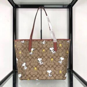 New Coach X Peanuts City Tote In With Snoopy Woodstock